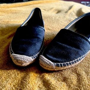 Authentic Navy Blue Gucci Espadrilles size 37       (US 7)
